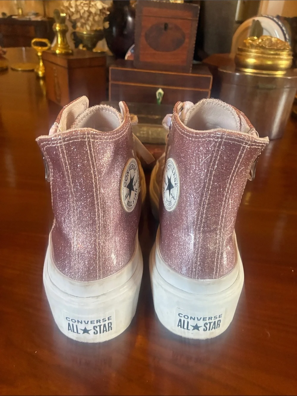 Converse Chuck Taylor All Star Lugged Glitter high-top sneakers blush pink color